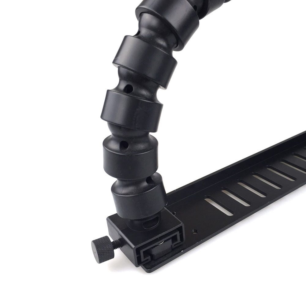 حامل ذراع مرن من سيفروغز لغوص  - مراجعة Photography Lighting Case وسعره